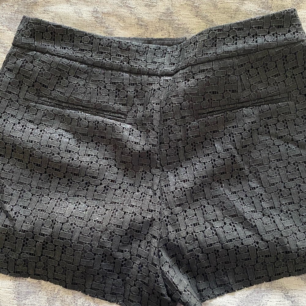 Shorts - Picture 4 of 4